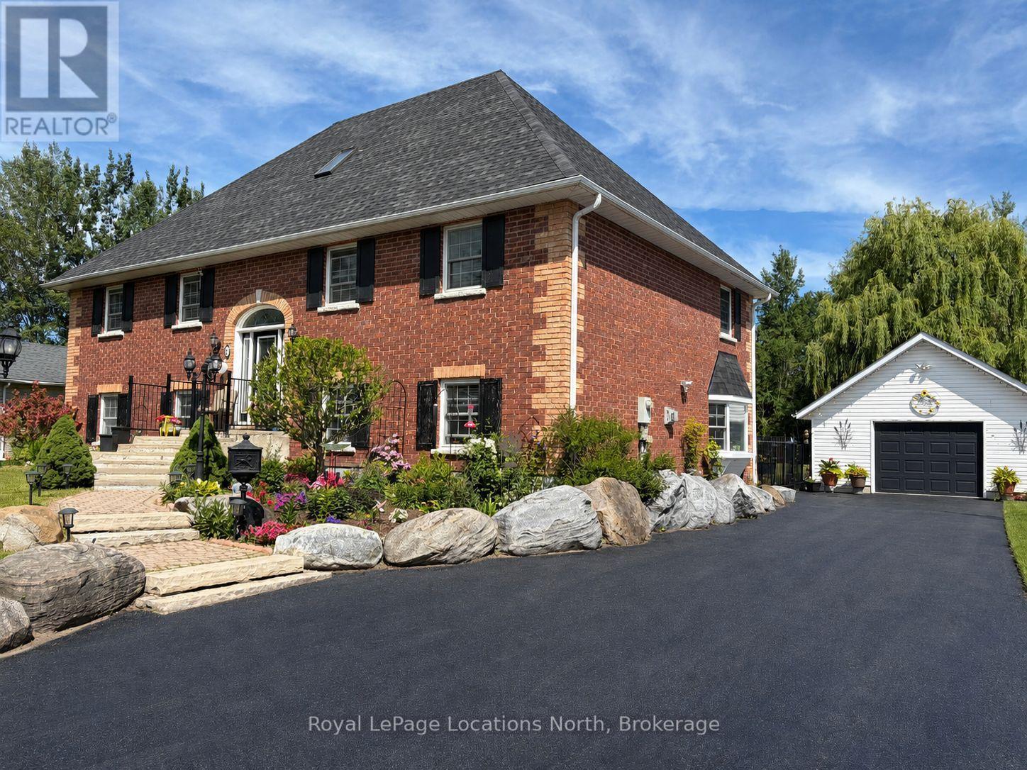 63 BROADVIEW STREET, Collingwood, Ontario