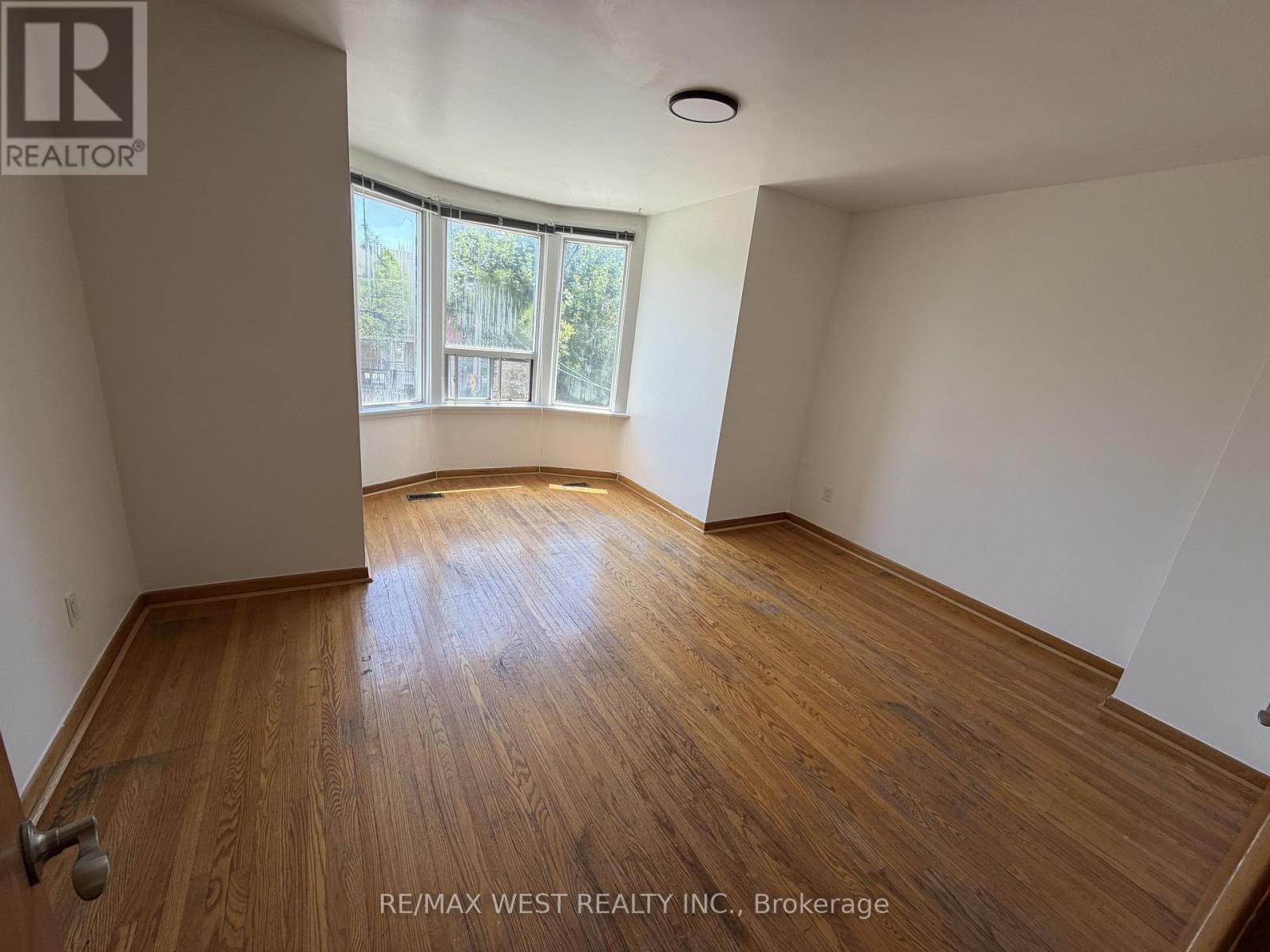 Upper - 78 Millicent Street, Toronto, Ontario  M6H 1W4 - Photo 6 - W13475708