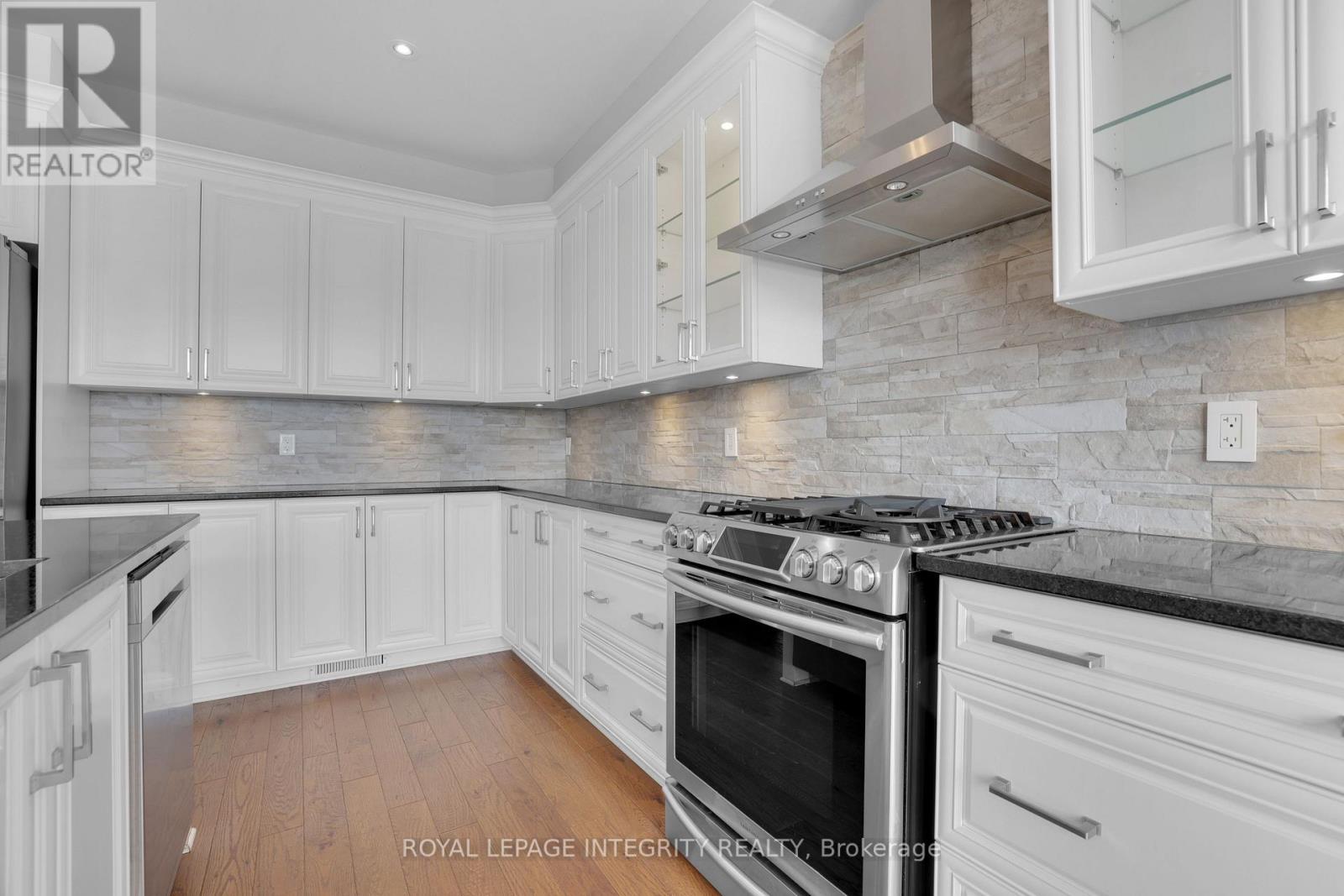 508 Yellow Birch Street, Ottawa, Ontario  K1W 0J3 - Photo 15 - X13476148