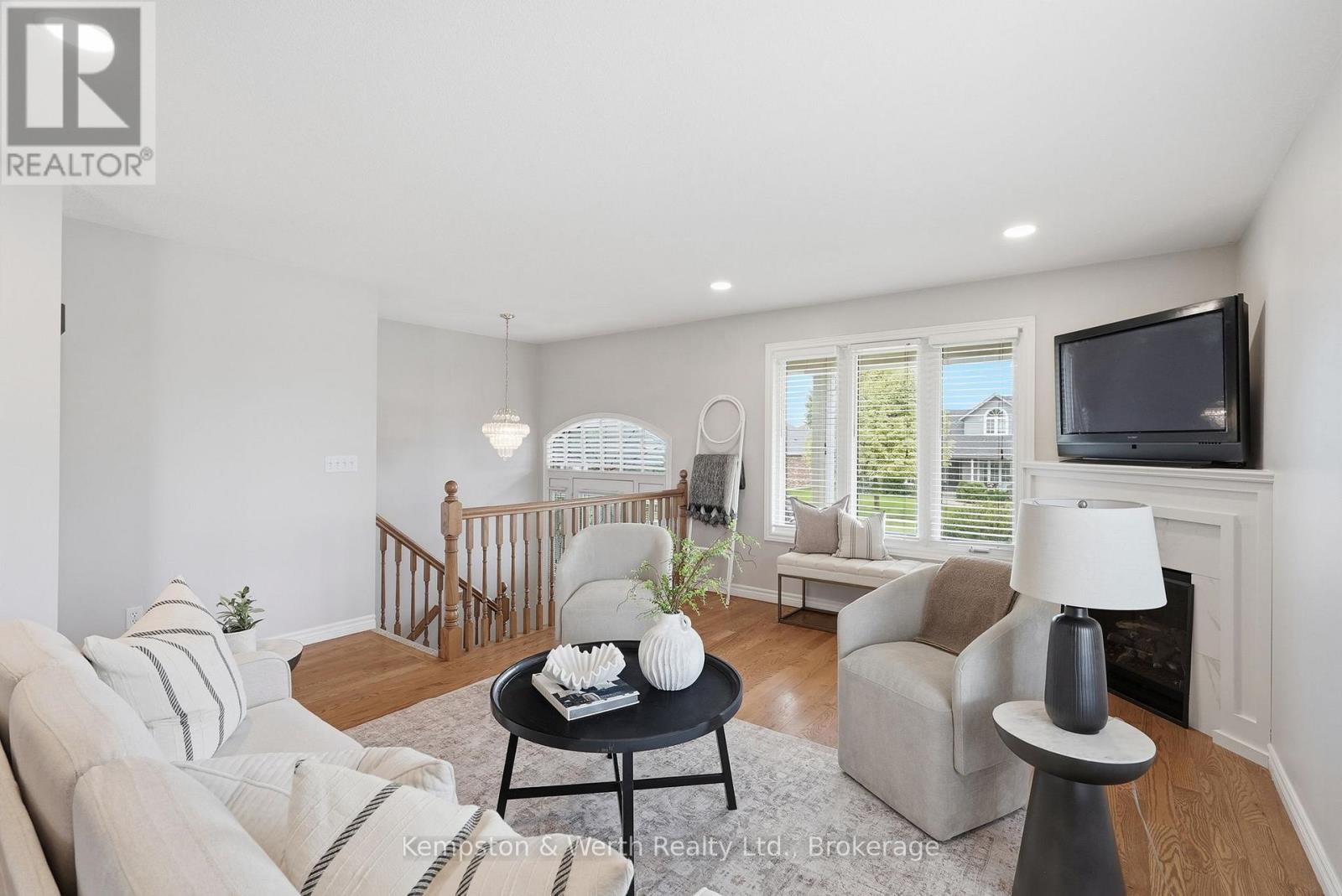 900 Boyd Avenue, North Perth, Ontario  N4W 3V5 - Photo 10 - X13475834