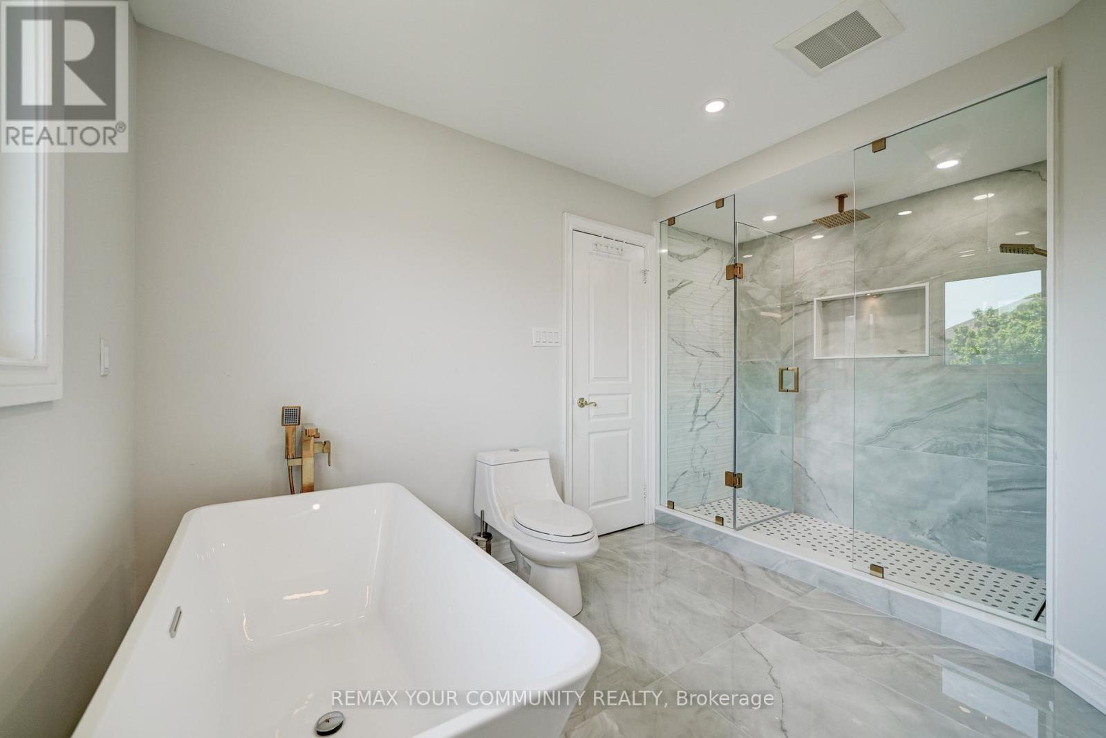 7 Fern Avenue, Richmond Hill, Ontario  L4B 3R7 - Photo 24 - N13439706