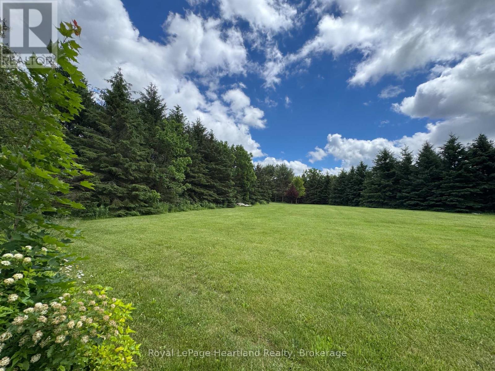 1018 Harriston Road, Howick, Ontario  N0G 2X0 - Photo 4 - X13476626