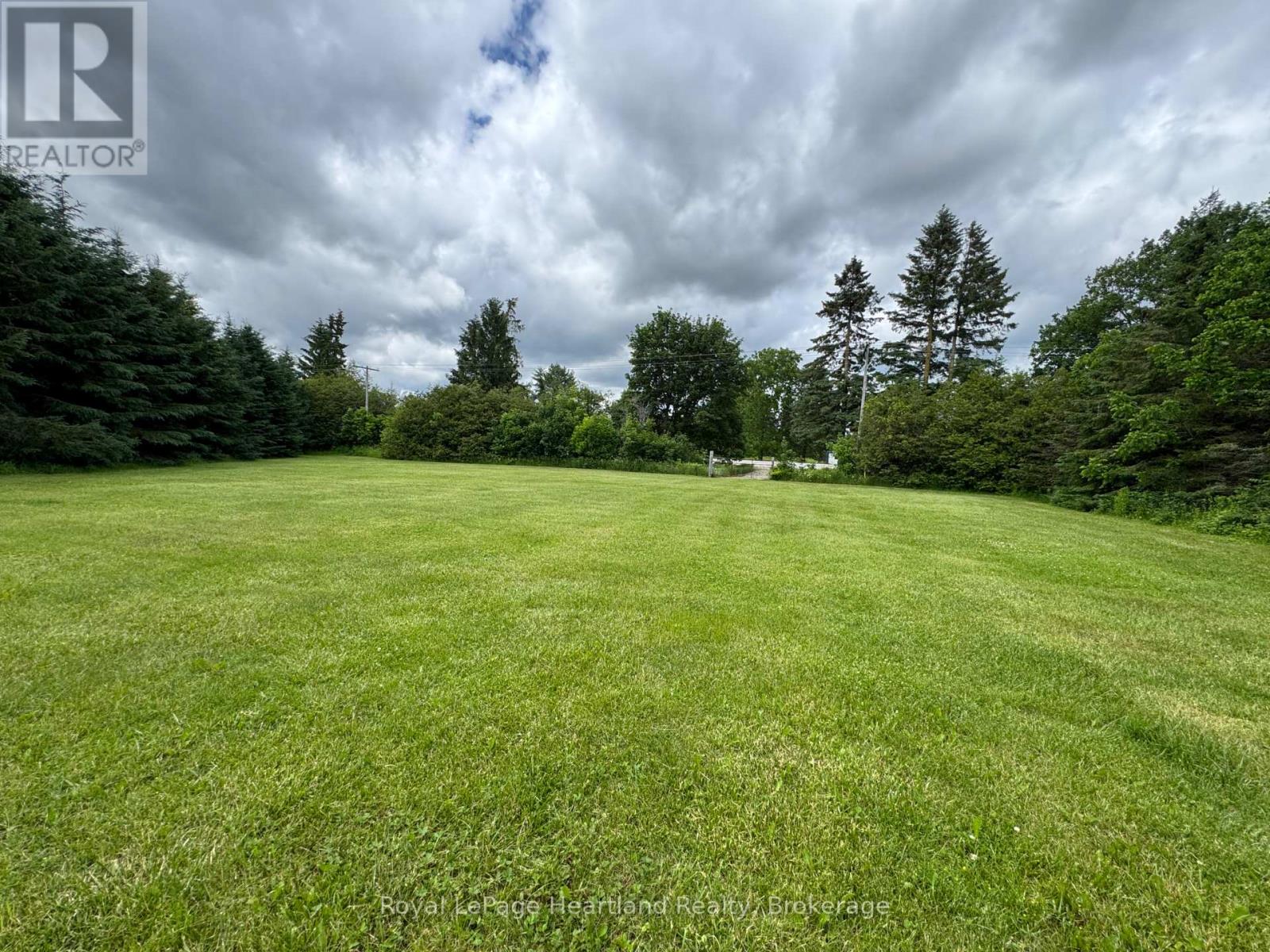 1018 Harriston Road, Howick, Ontario  N0G 2X0 - Photo 5 - X13476626