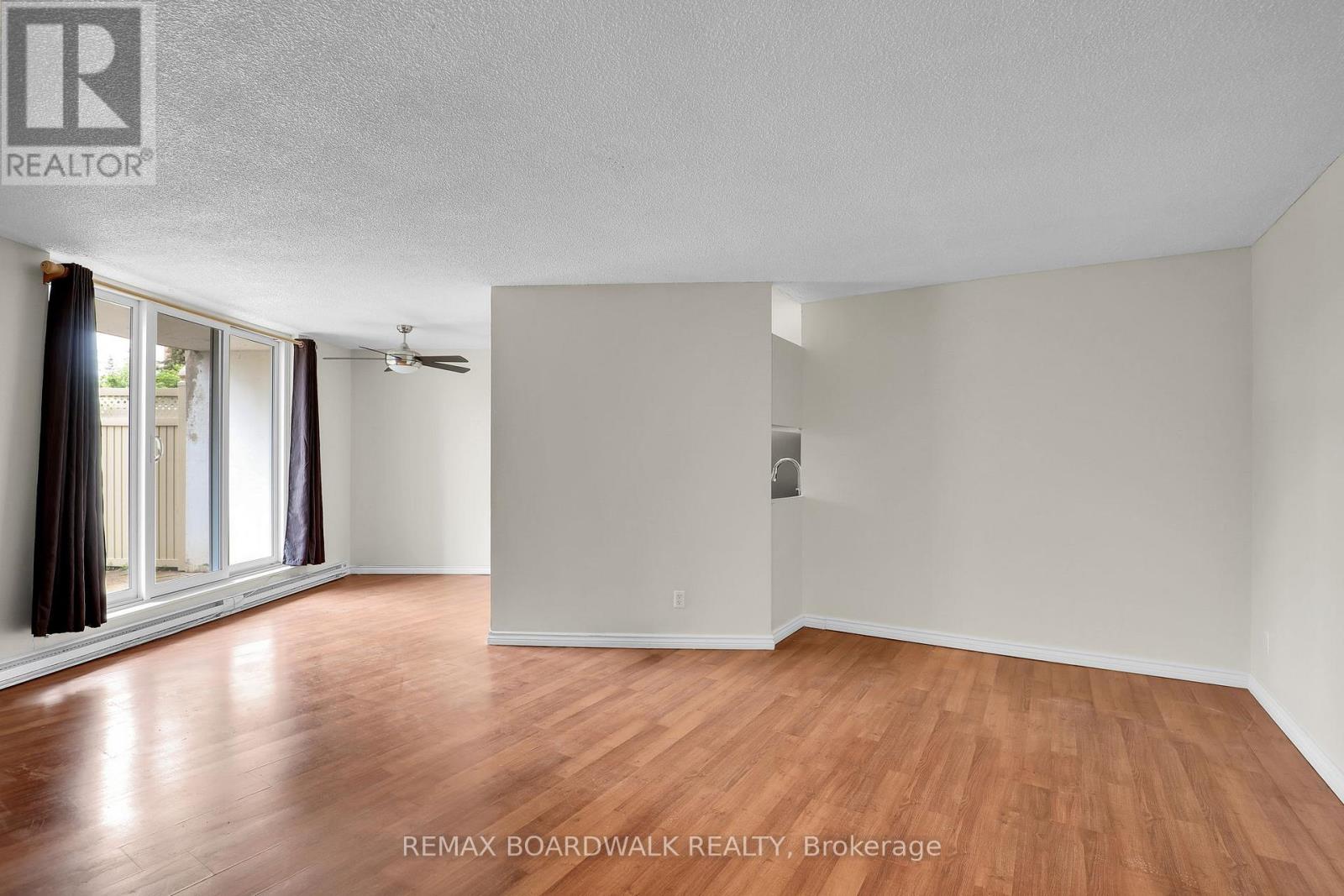 115 - 2020 Jasmine Crescent, Ottawa, Ontario  K1J 8K5 - Photo 10 - X13476464