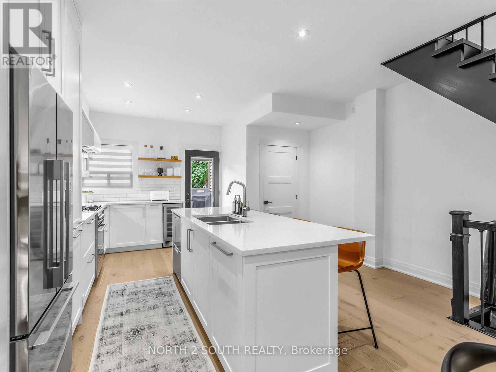 68 Hounslow Heath Road, Toronto, Ontario  M6N 1G8 - Photo 11 - W13475964