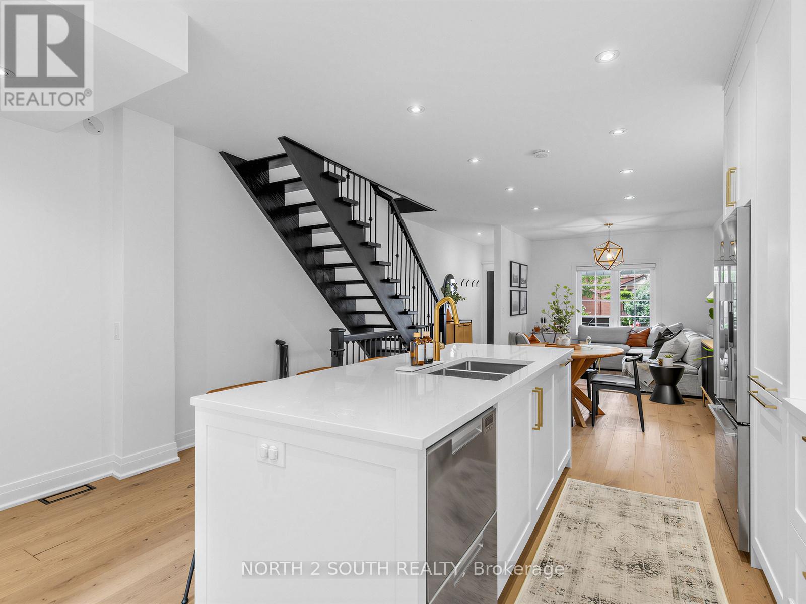 68 Hounslow Heath Road, Toronto, Ontario  M6N 1G8 - Photo 16 - W13475964