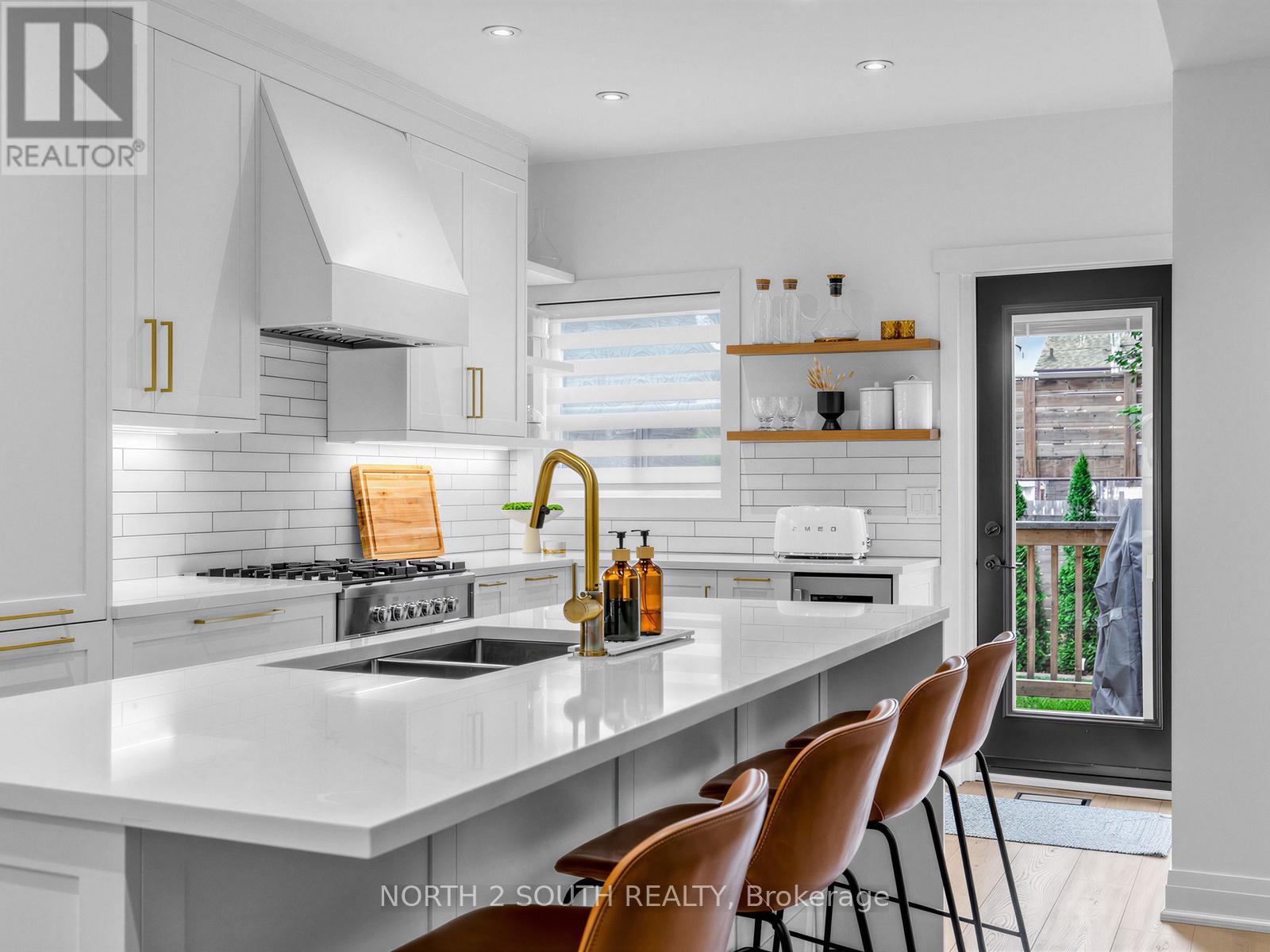 68 Hounslow Heath Road, Toronto, Ontario  M6N 1G8 - Photo 13 - W13475964