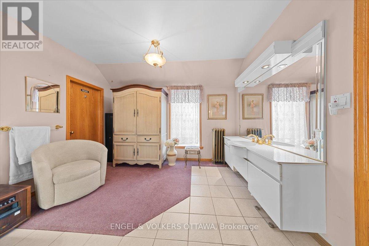 528 St Lawrence Street, North Dundas, Ontario  K0C 2K0 - Photo 36 - X13476510