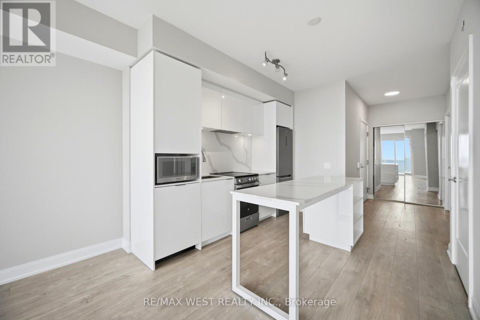 2006 - 70 Annie Craig Drive S, Toronto, Ontario  M8V 0G2 - Photo 9 - W13475986