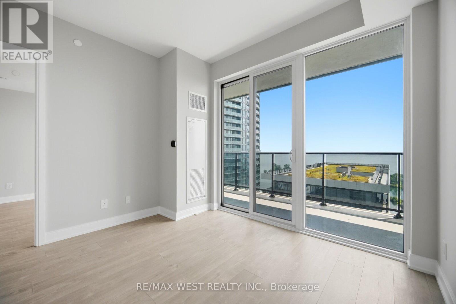 2006 - 70 Annie Craig Drive S, Toronto, Ontario  M8V 0G2 - Photo 13 - W13475986