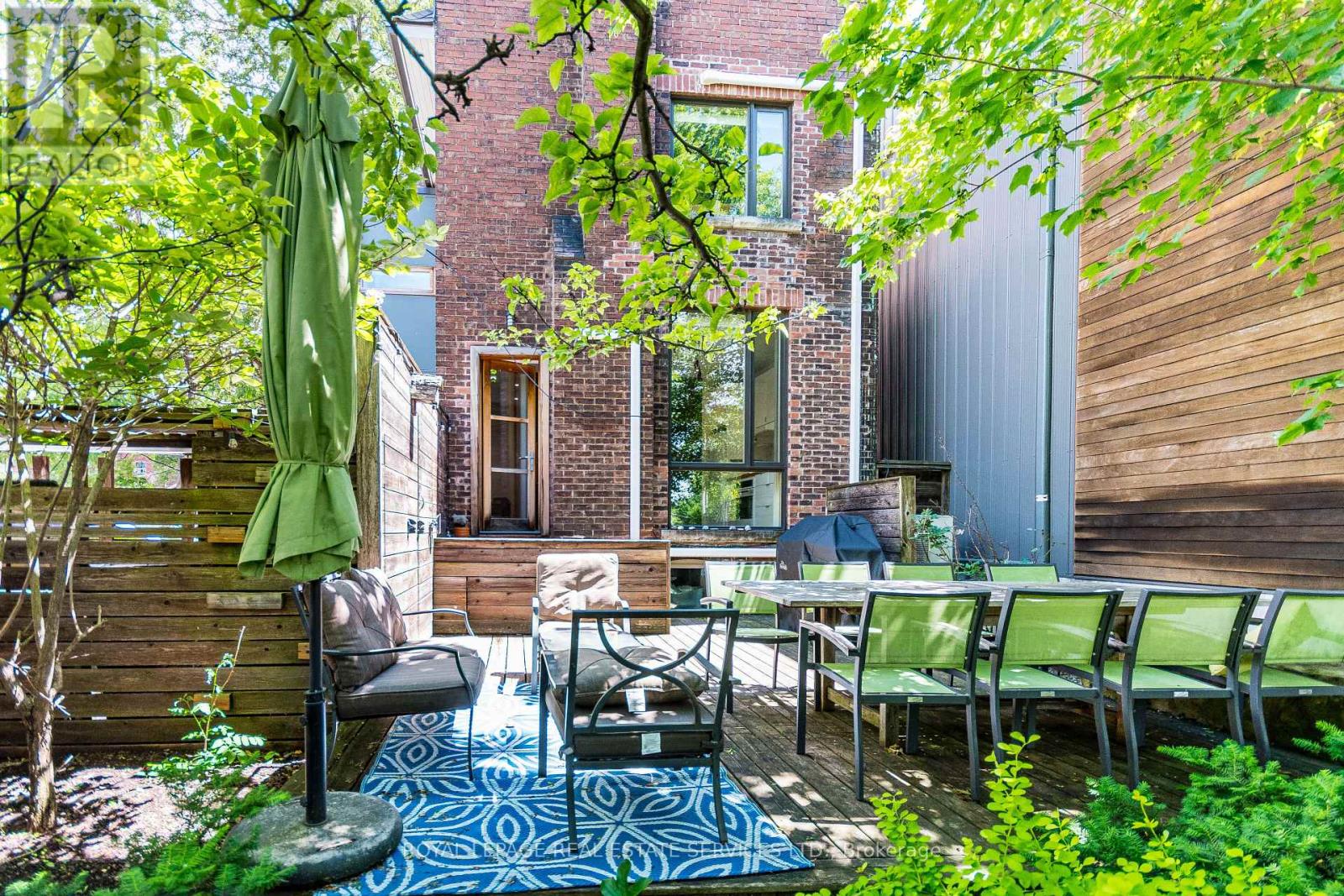241 Garden Avenue, Toronto, Ontario  M6R 1J2 - Photo 33 - W13476092