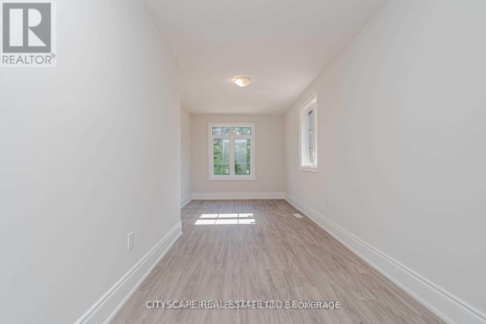 565 Wedgewood Drive, Burlington, Ontario  L7L 0J9 - Photo 16 - W13476060