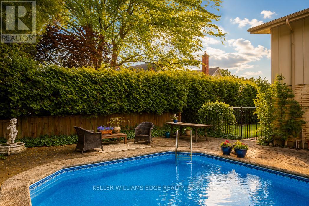 280 Penn Drive, Burlington, Ontario  L7N 2B8 - Photo 44 - W13476170