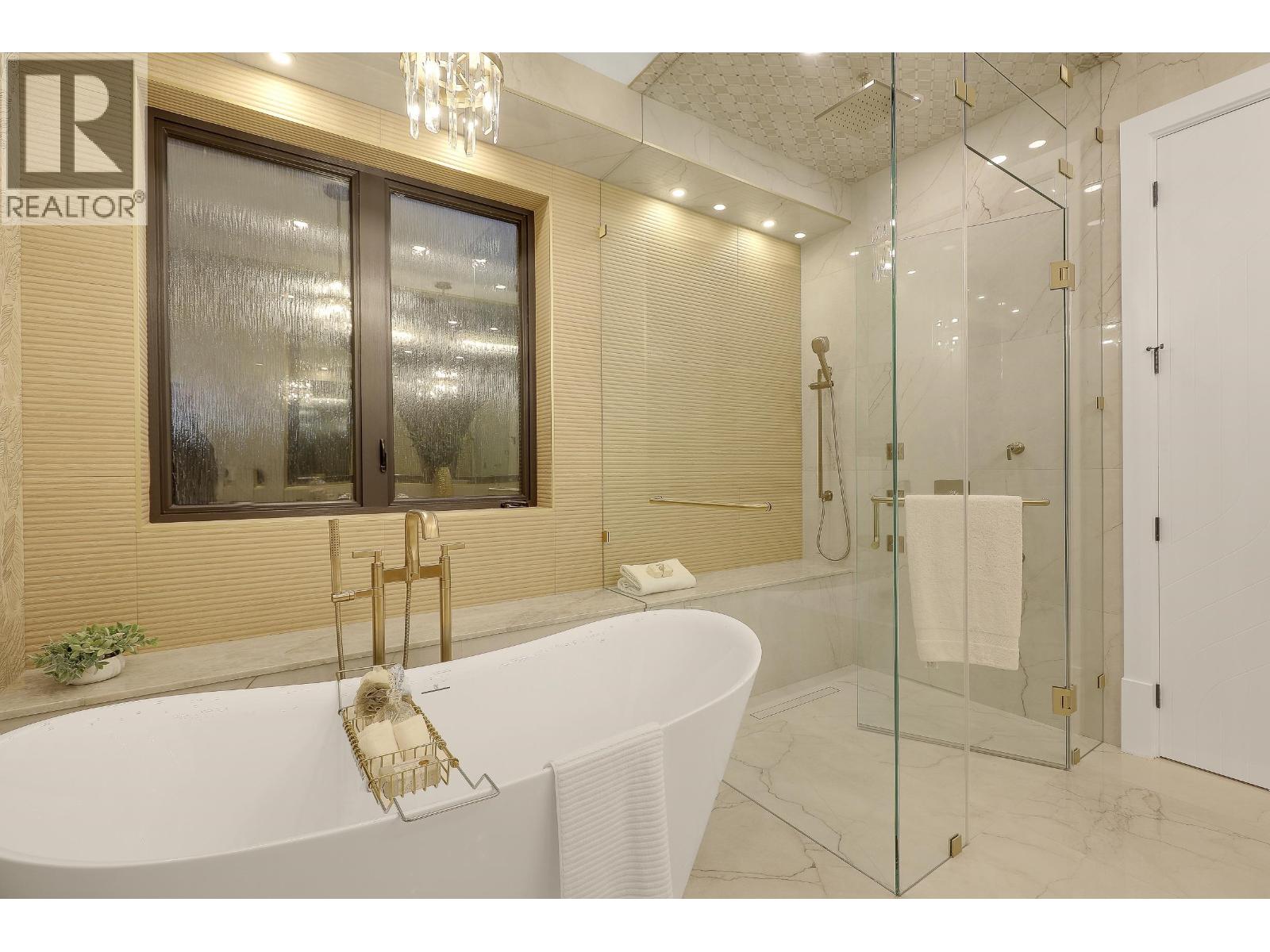 5891 Riverdale Drive, Richmond, British Columbia  V7C 2E4 - Photo 36 - R3138528