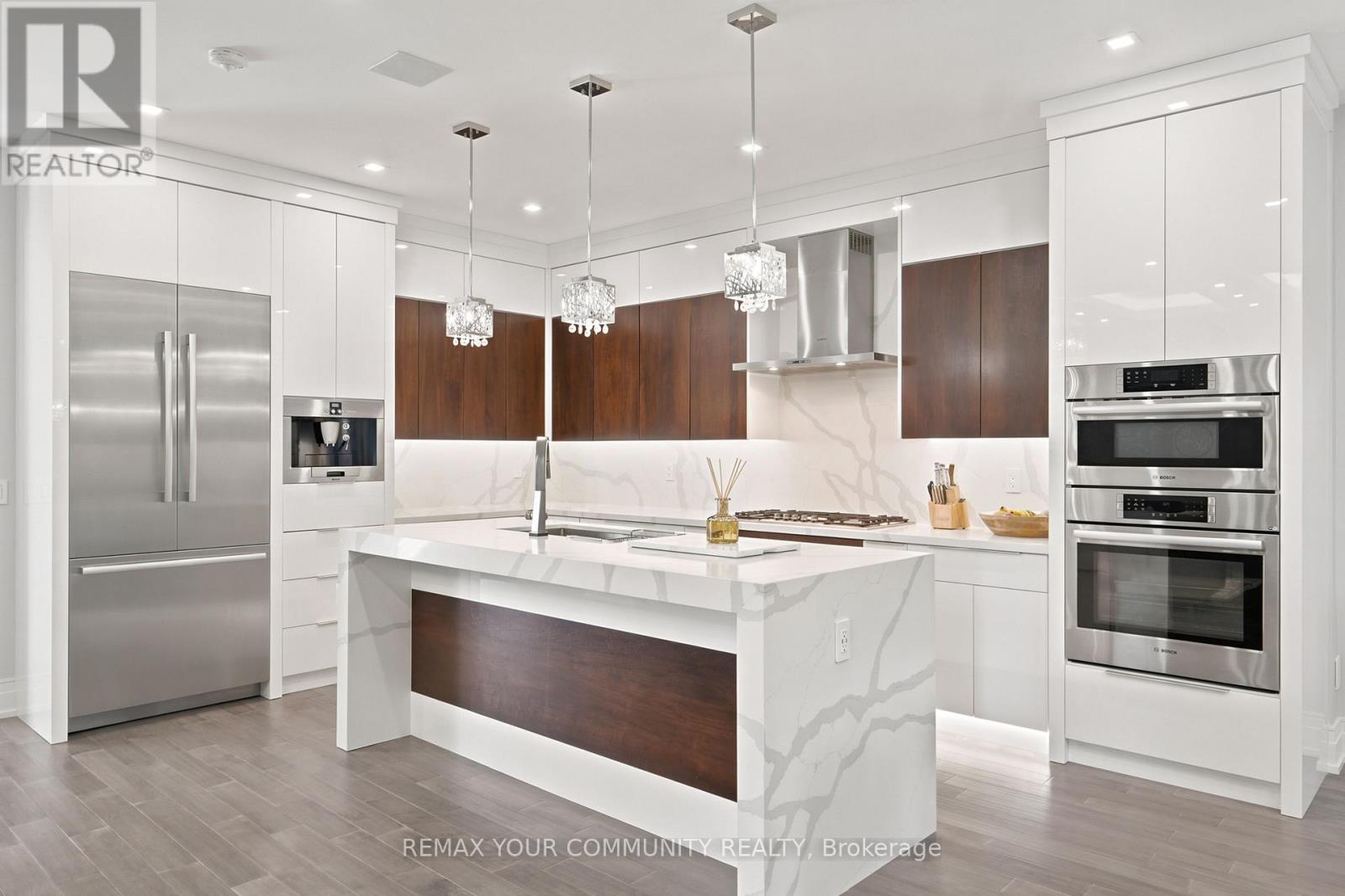 59 Cynthia Road, Toronto, Ontario  M6N 2P8 - Photo 14 - W13476376