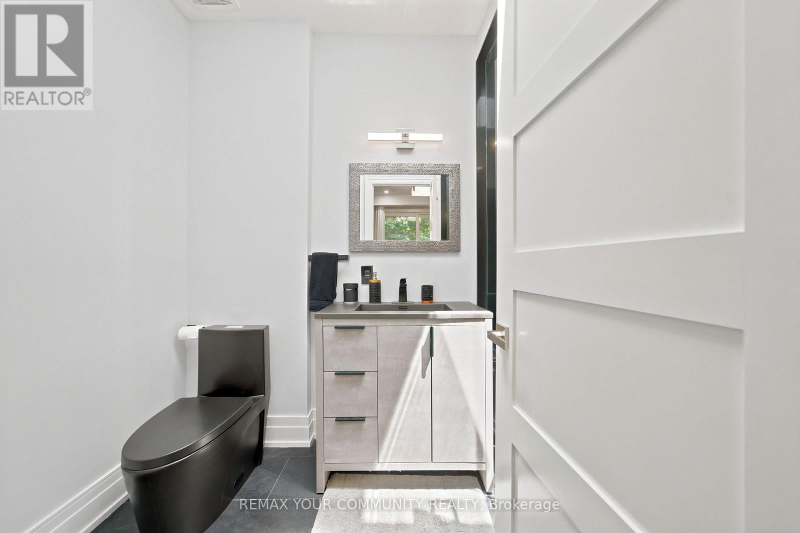 59 Cynthia Road, Toronto, Ontario  M6N 2P8 - Photo 31 - W13476376