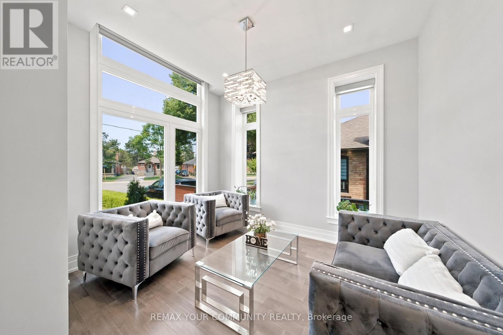 59 Cynthia Road, Toronto, Ontario  M6N 2P8 - Photo 6 - W13476376