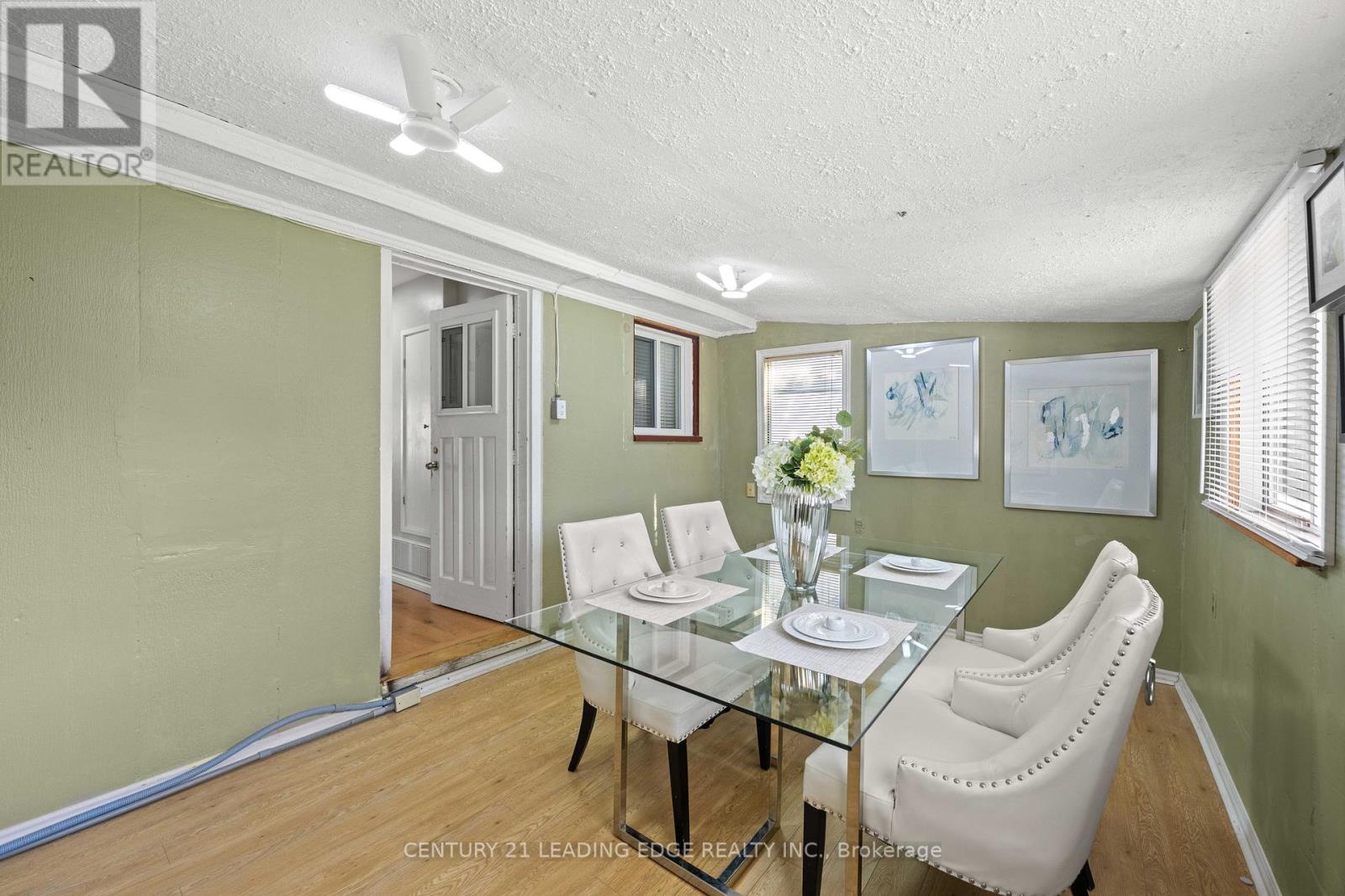 27 Chilcot Avenue, Toronto, Ontario  M9W 1T9 - Photo 27 - W13476576