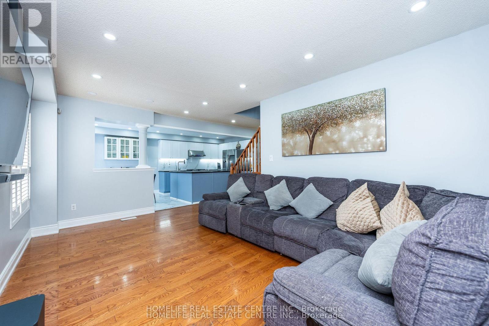 108 Fairhill Avenue, Brampton, Ontario  L7A 2H5 - Photo 10 - W13476608