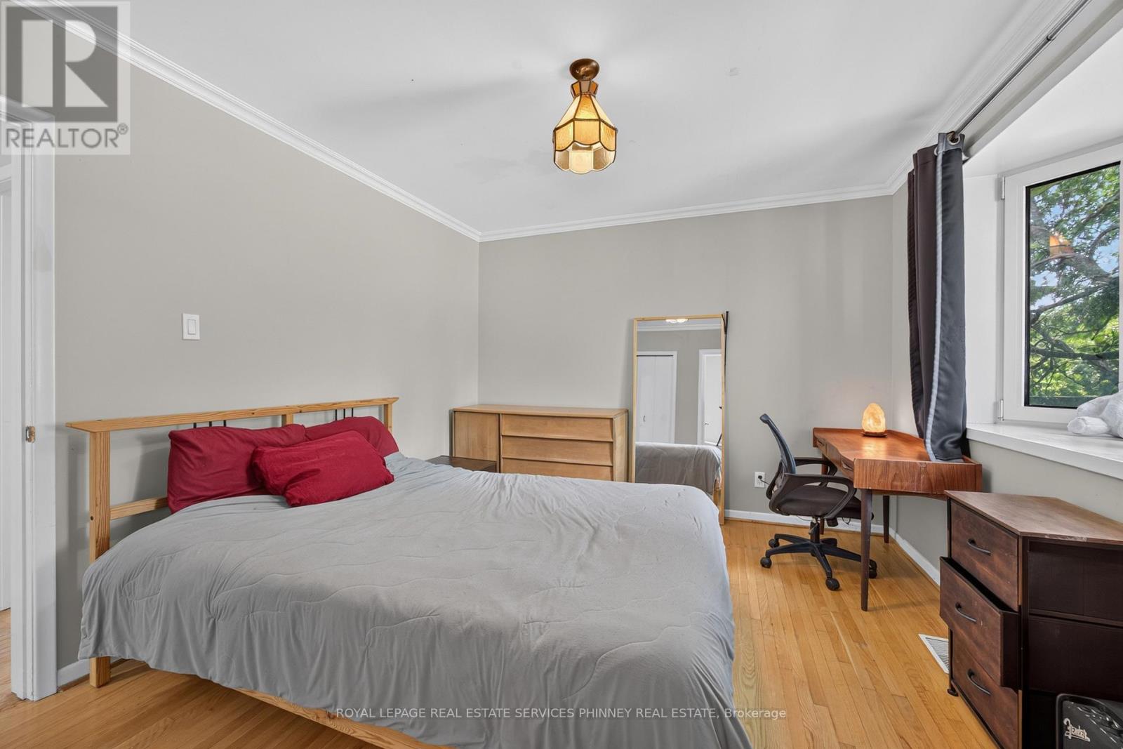 1379 Tyneburn Crescent, Mississauga, Ontario  L4X 1P6 - Photo 12 - W13476582