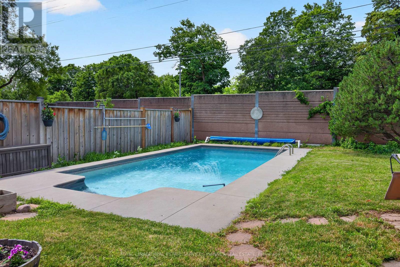 1379 Tyneburn Crescent, Mississauga, Ontario  L4X 1P6 - Photo 21 - W13476582