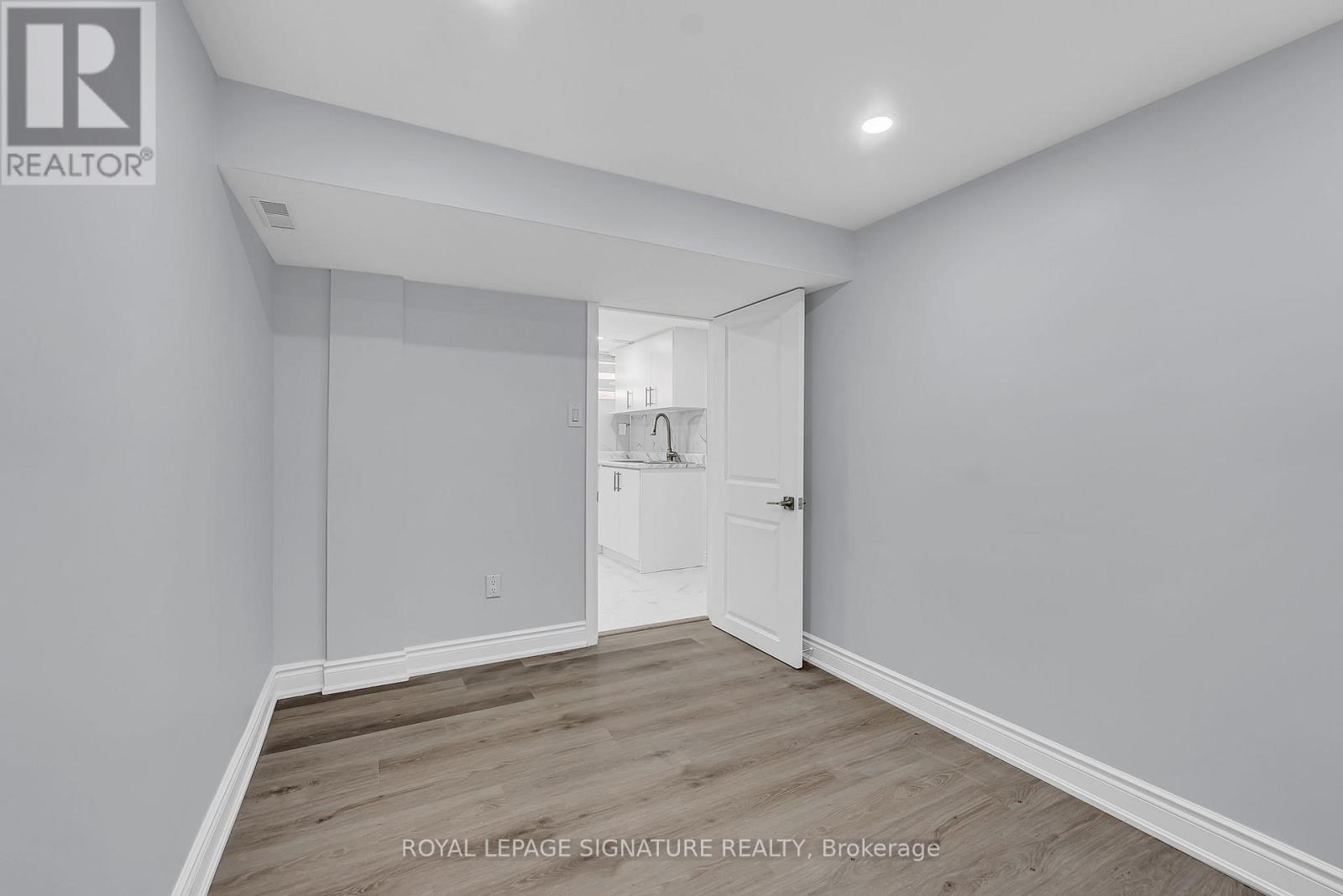 3263 Morning Star Drive, Mississauga, Ontario  L4T 1X6 - Photo 38 - W13476628