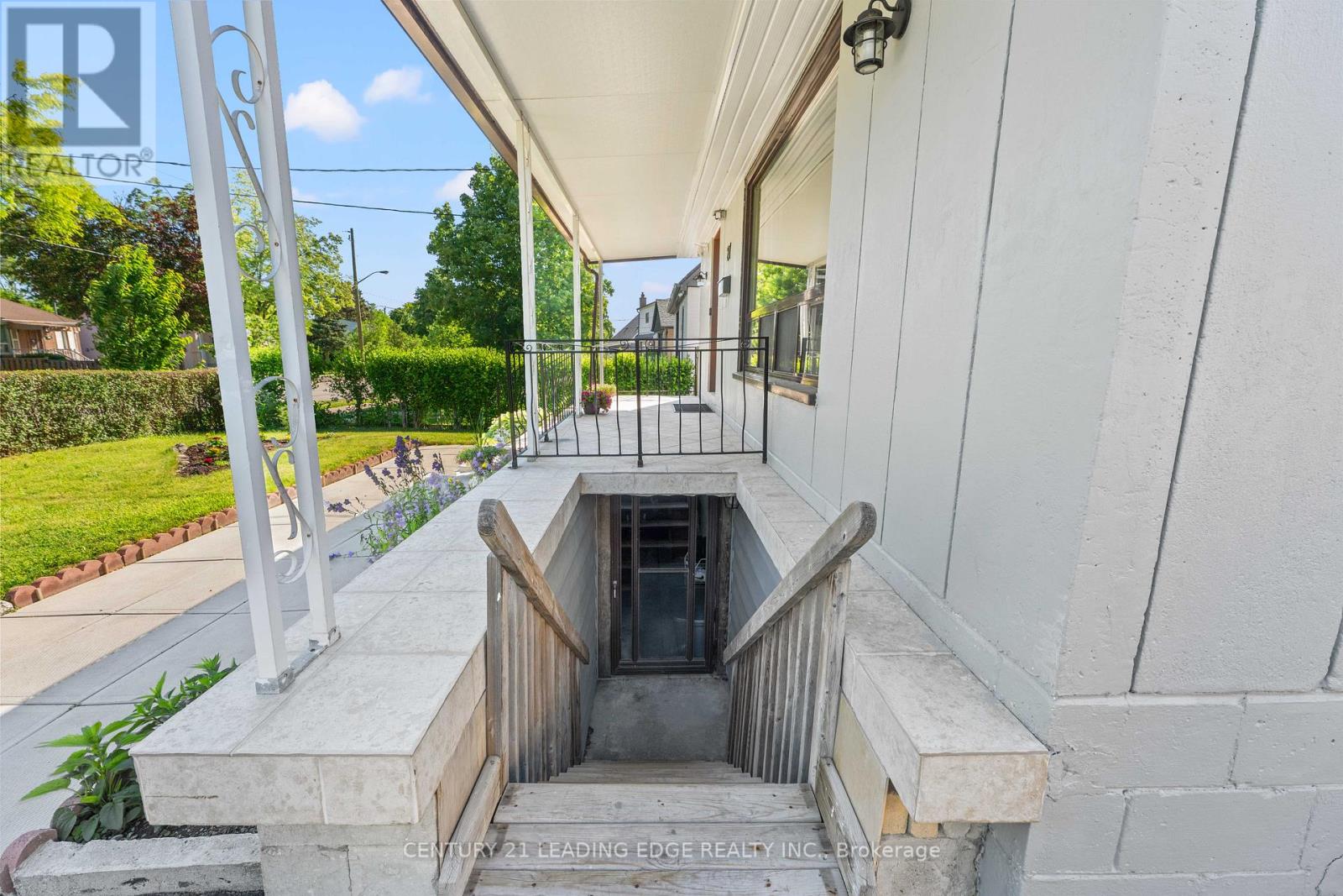 27 Chilcot Avenue, Toronto, Ontario  M9W 1T9 - Photo 45 - W13476576