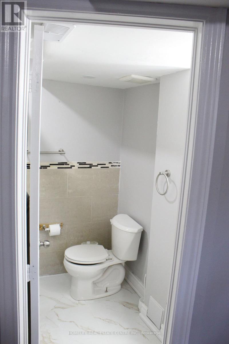 108 Fairhill Avenue, Brampton, Ontario  L7A 2H5 - Photo 45 - W13476608