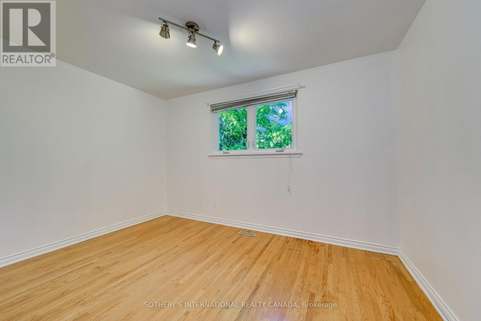 1272 Falgarwood Drive, Oakville, Ontario  L6H 2L6 - Photo 30 - W13476650