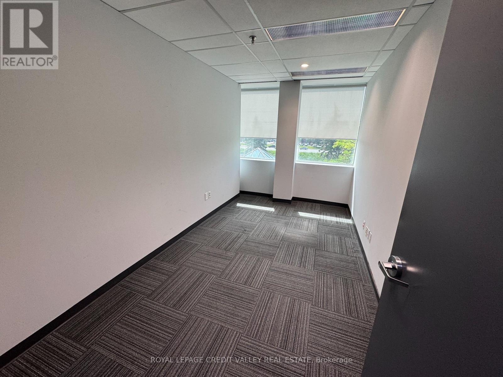 205a - 2800 Skymark Avenue, Mississauga, Ontario  L4W 5A6 - Photo 11 - W13476748
