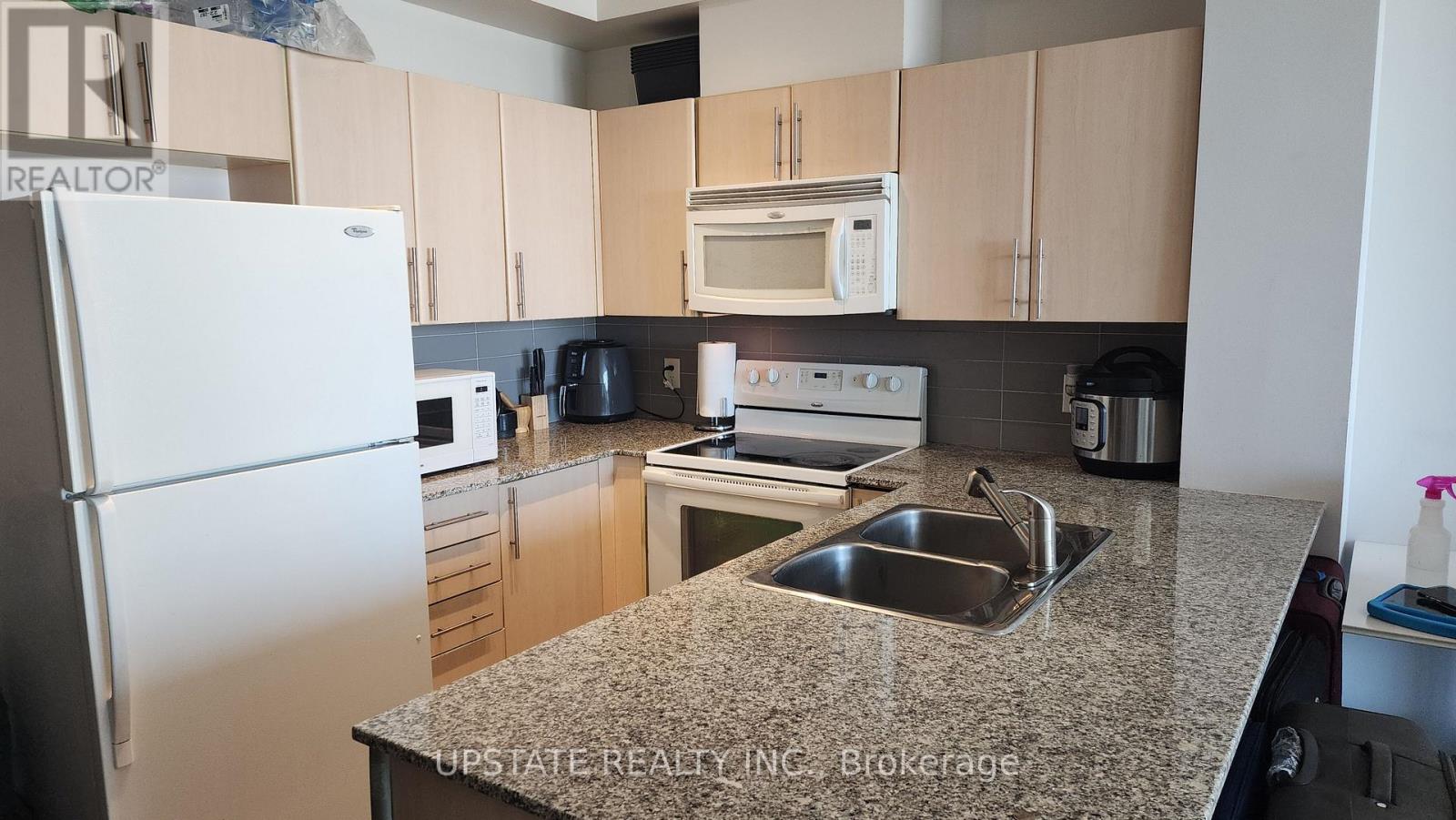 1803 - 3515 Kariya Drive, Mississauga, Ontario  L5B 0C1 - Photo 3 - W13476720
