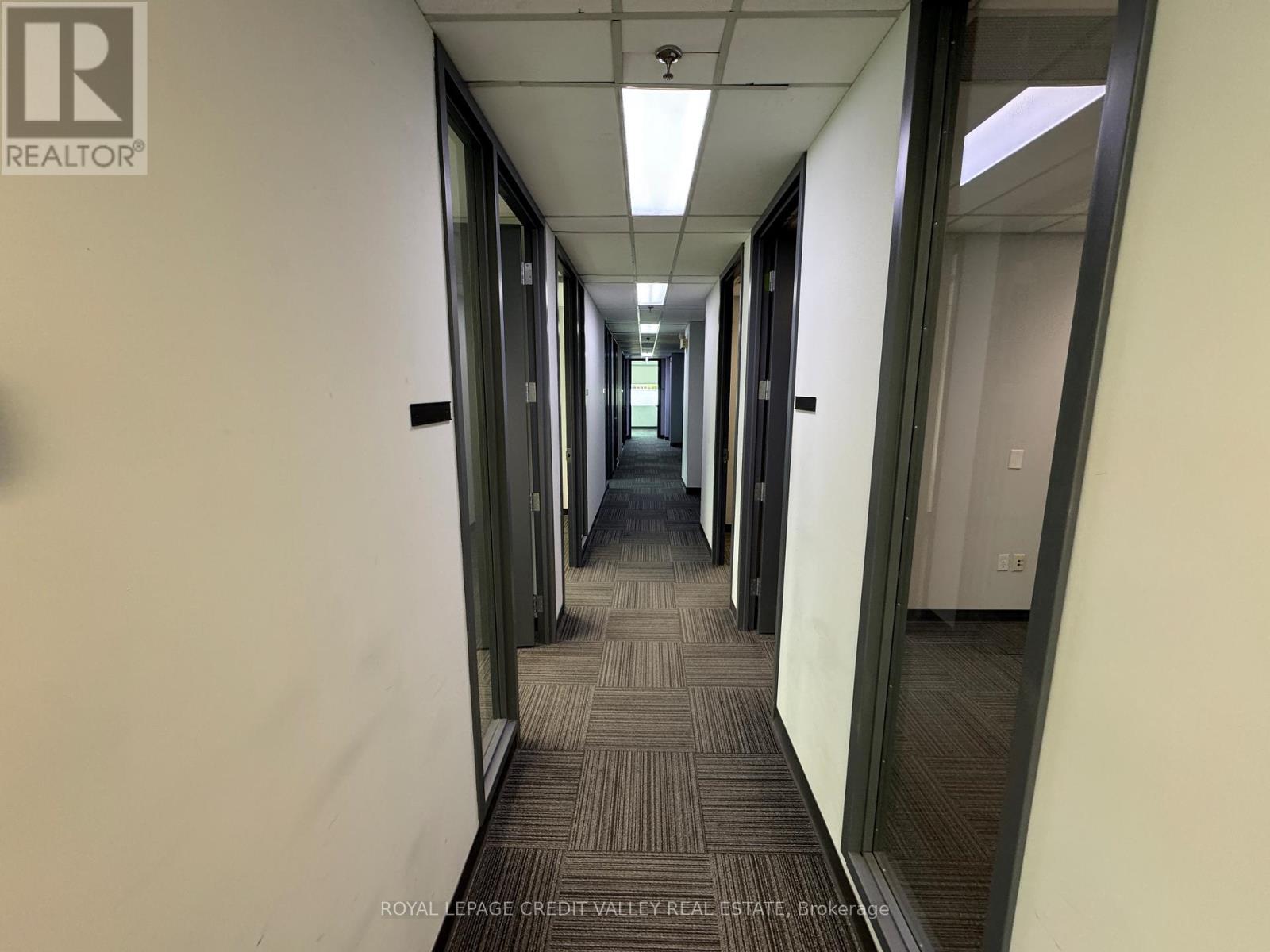 205a - 2800 Skymark Avenue, Mississauga, Ontario  L4W 5A6 - Photo 9 - W13476748