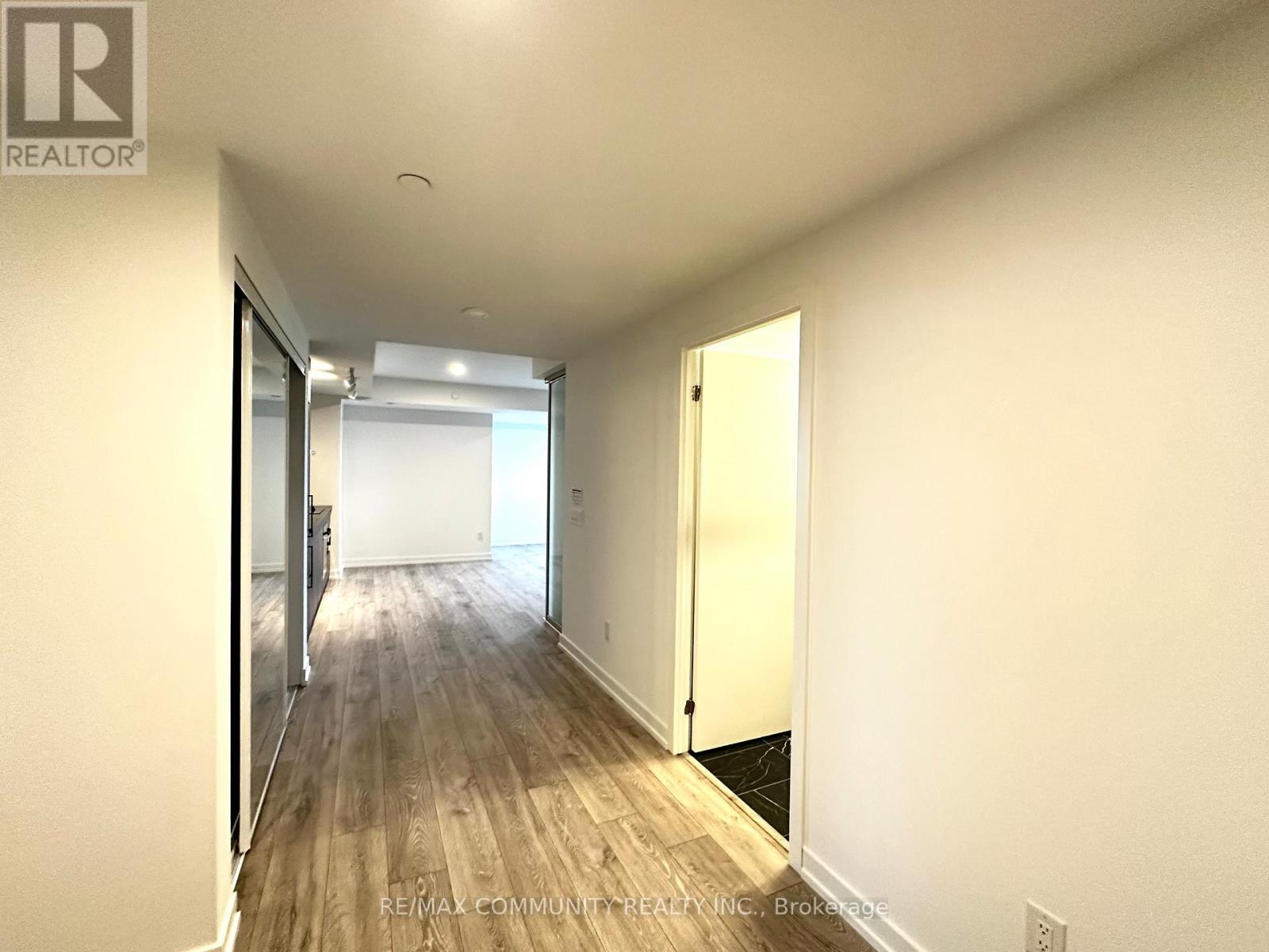705 - 1100 Sheppard Avenue W, Toronto, Ontario  M3A 0G8 - Photo 2 - W13476784