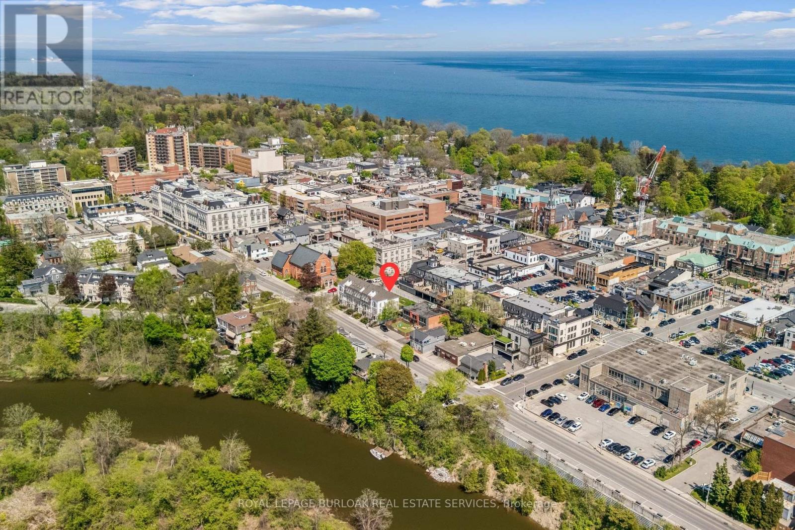 132 Dunn Street, Oakville, Ontario L6J 3E2 - Photo 6 - W13476786