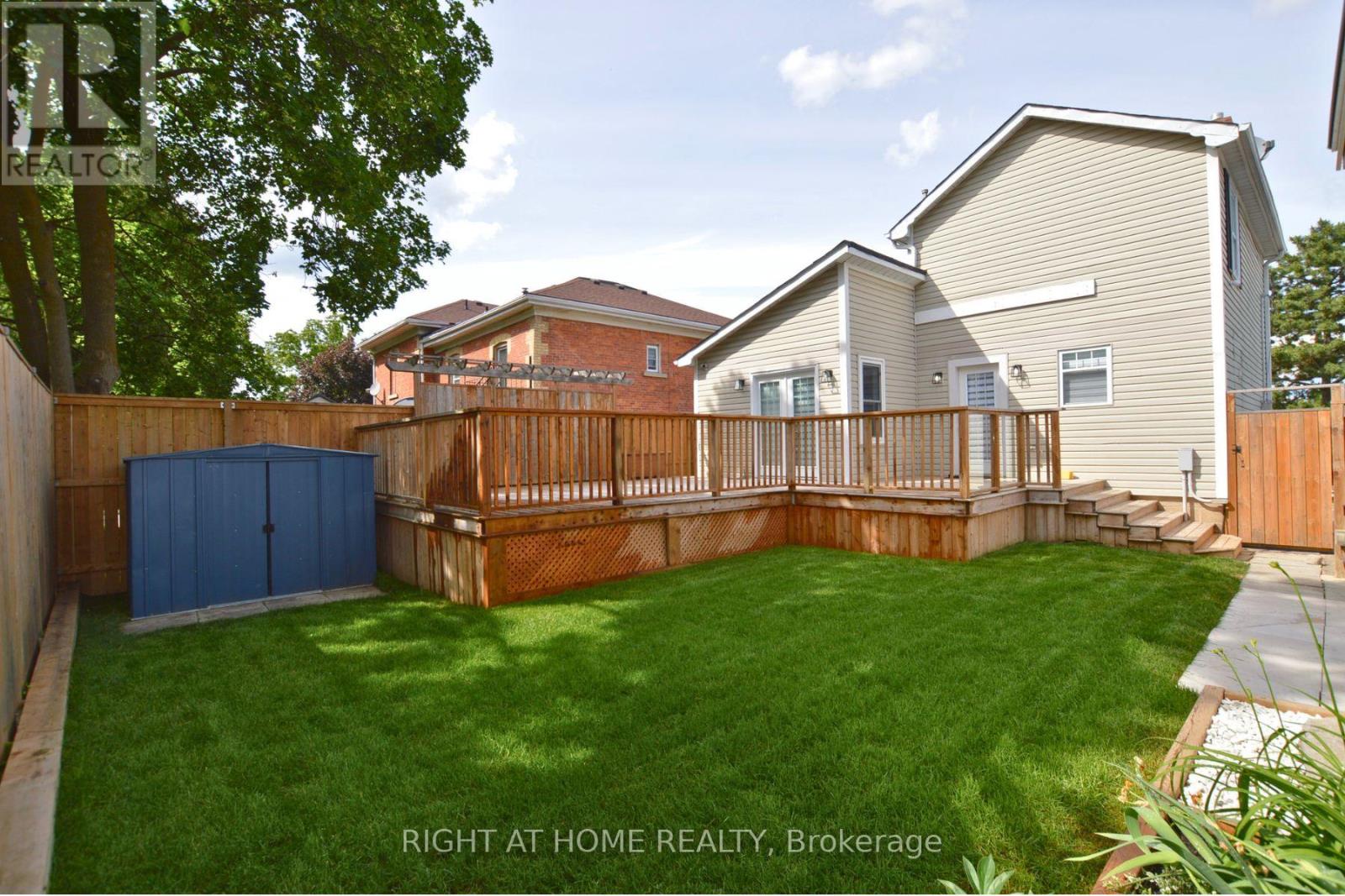 62 Charles Street, Milton, Ontario  L9T 2G7 - Photo 3 - W13476840