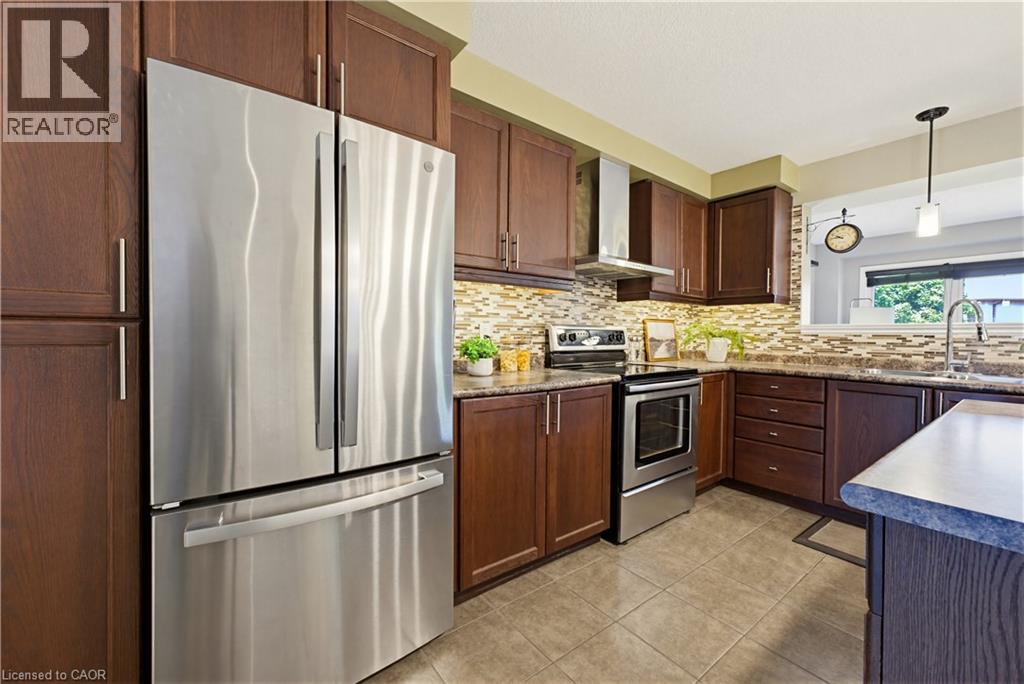 32 Sorrento Street, Kitchener, Ontario  N2R 0A4 - Photo 5 - 40836307