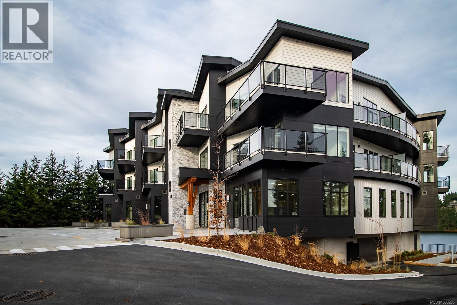 301 4474 Wellington Rd, Nanaimo, British Columbia