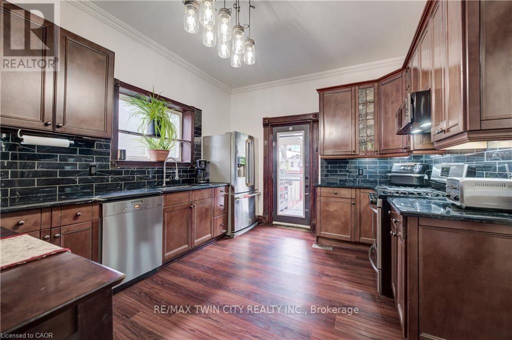 51 Irvin Street, Kitchener, Ontario  N2H 1K7 - Photo 18 - X13476236