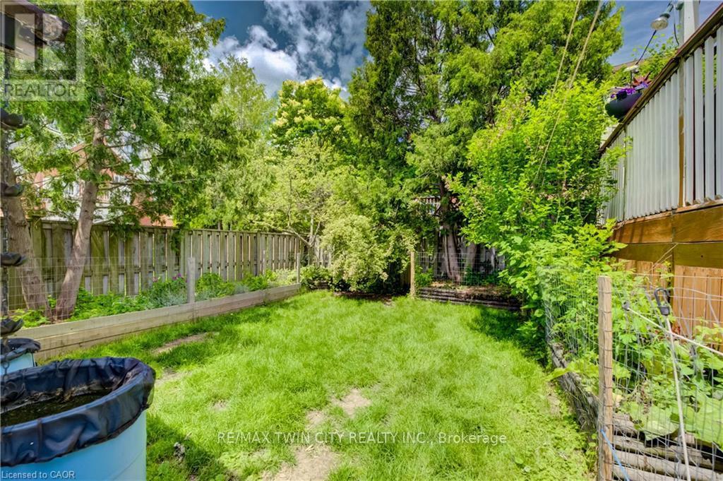 51 Irvin Street, Kitchener, Ontario  N2H 1K7 - Photo 34 - X13476236