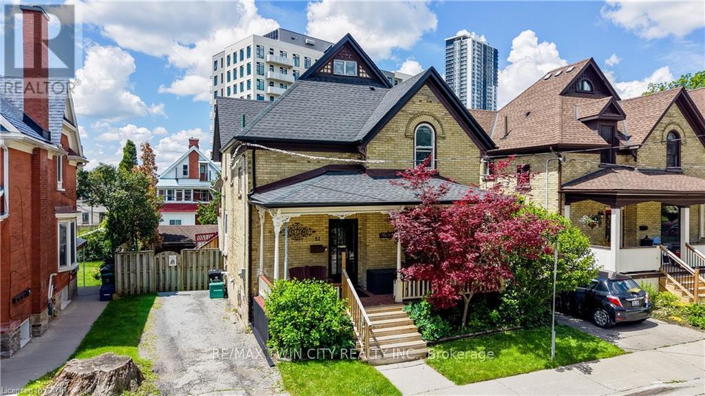 51 IRVIN STREET, Kitchener, Ontario