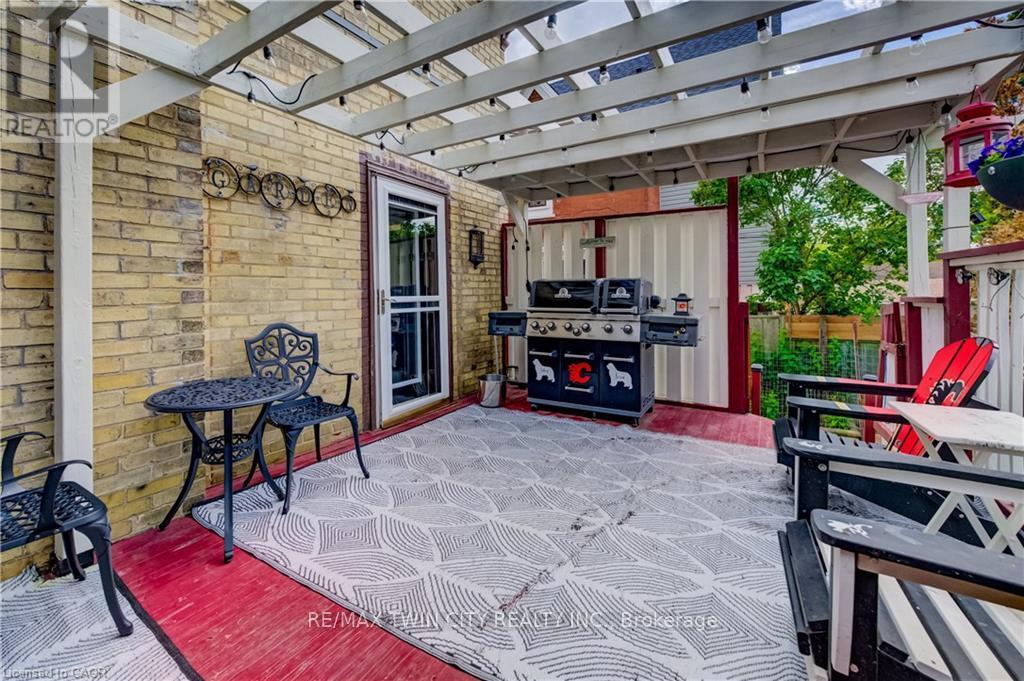 51 Irvin Street, Kitchener, Ontario  N2H 1K7 - Photo 39 - X13476236
