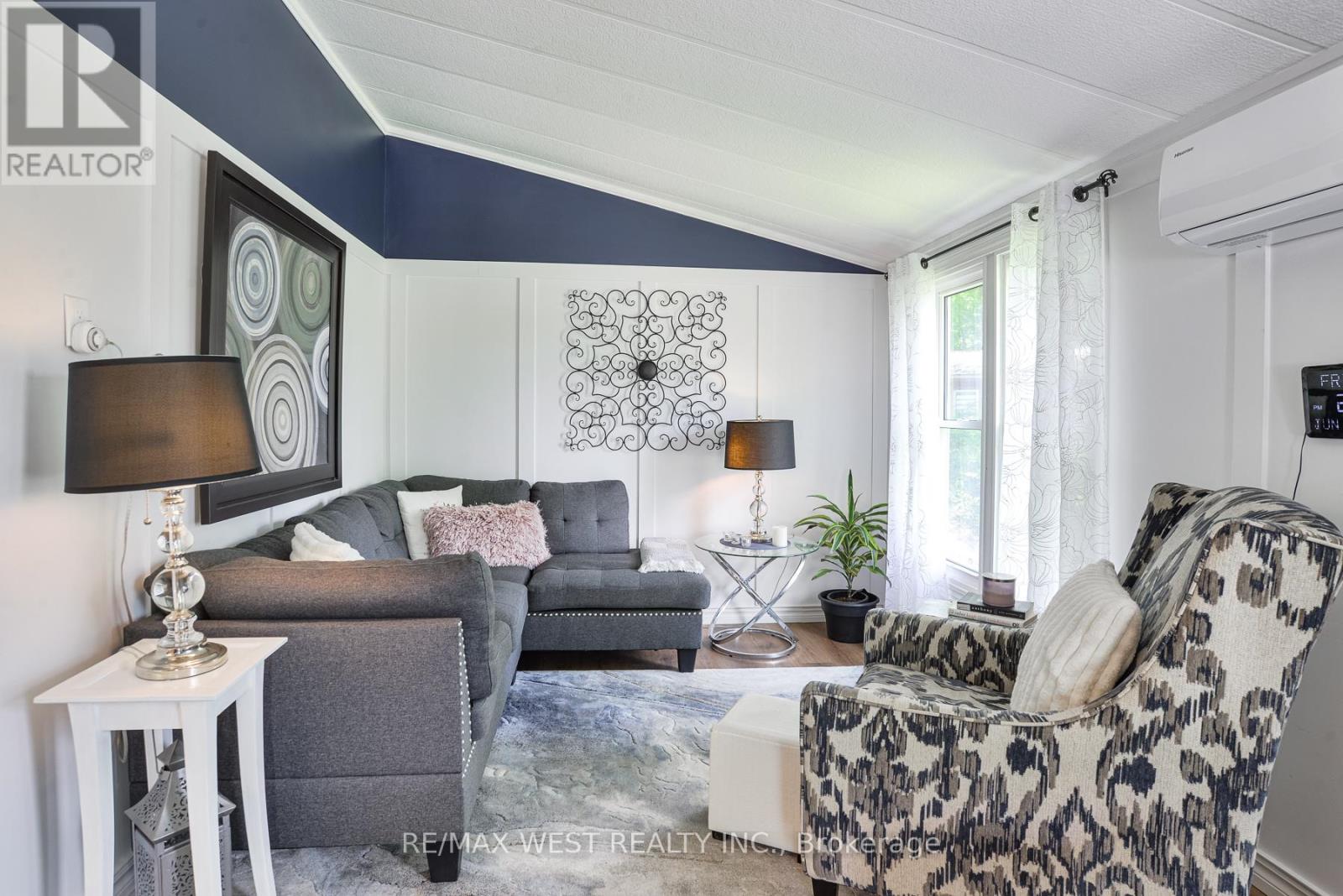 100 - 1007 Racoon Road, Gravenhurst, Ontario  P1P 0C4 - Photo 2 - X13476342