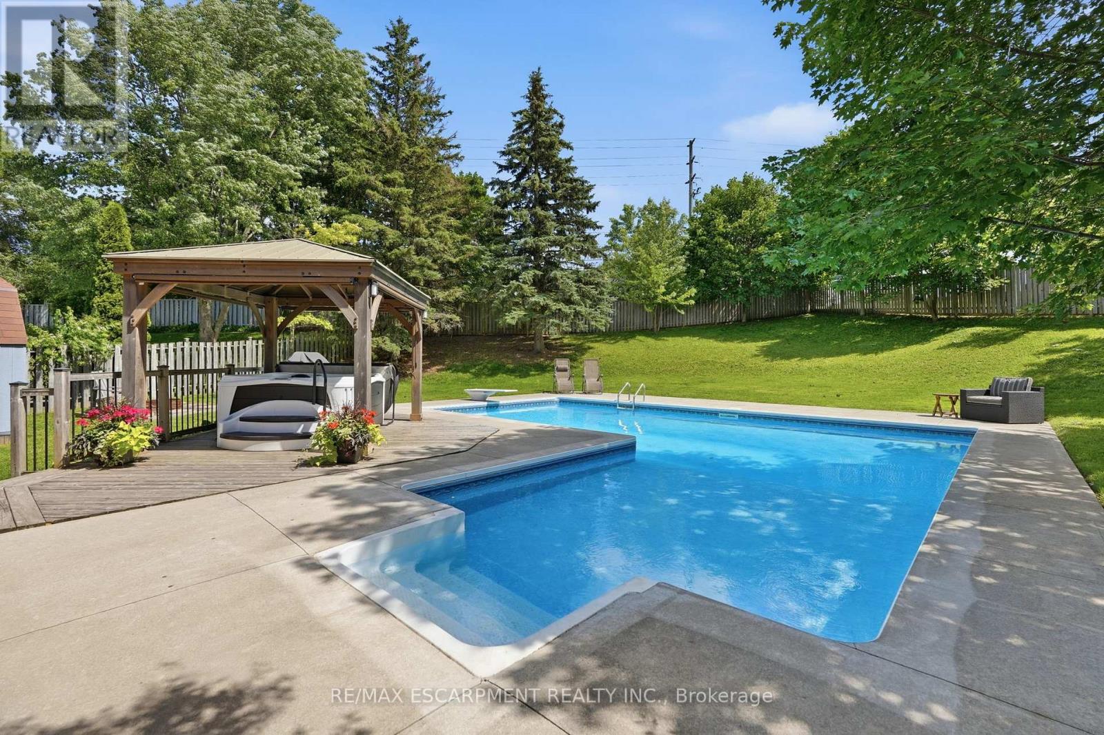 53 Glaceport Avenue, Hamilton, Ontario  L9H 7E2 - Photo 45 - X13476394