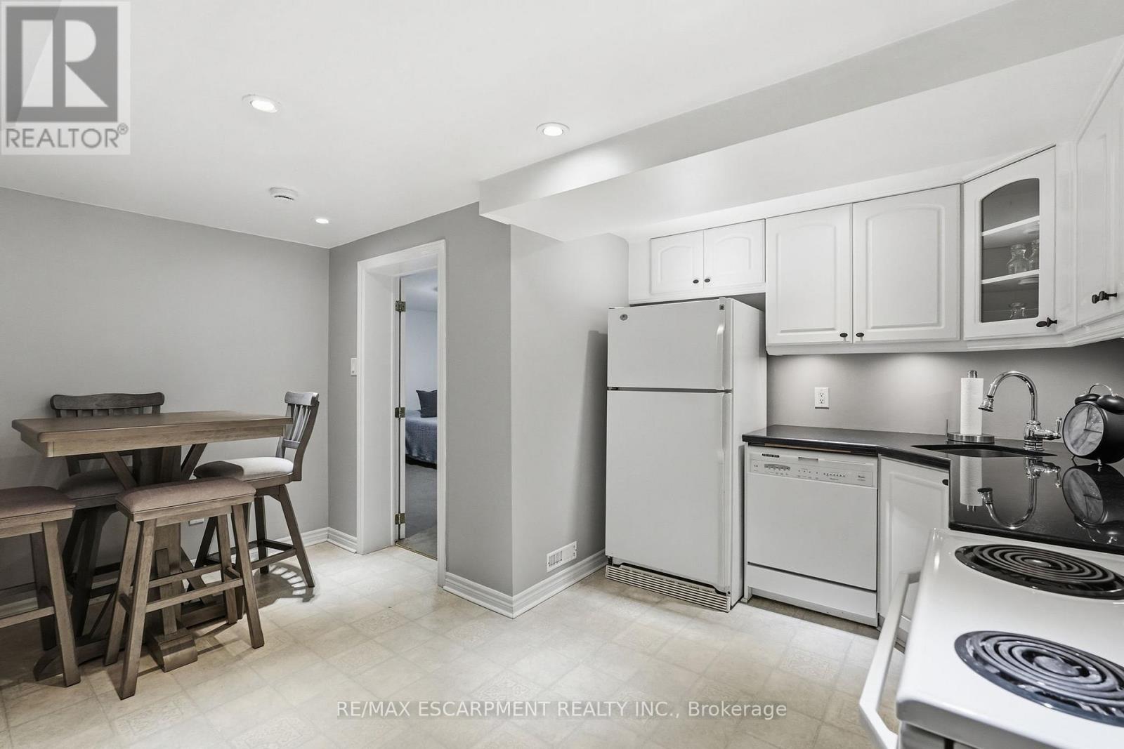 53 Glaceport Avenue, Hamilton, Ontario  L9H 7E2 - Photo 34 - X13476394