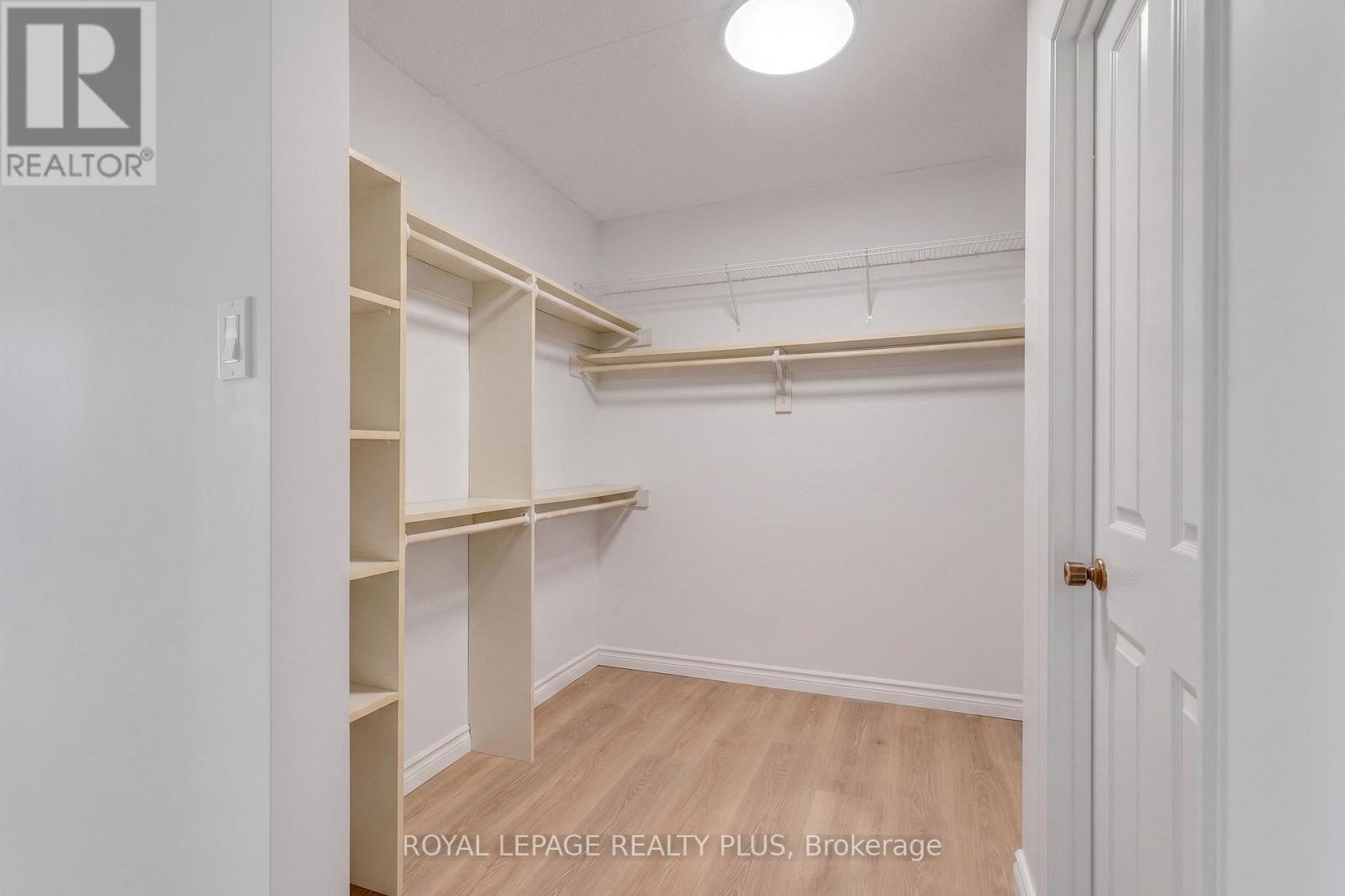 603 - 8 Christopher Court, Guelph, Ontario  N1G 4N7 - Photo 31 - X13476404