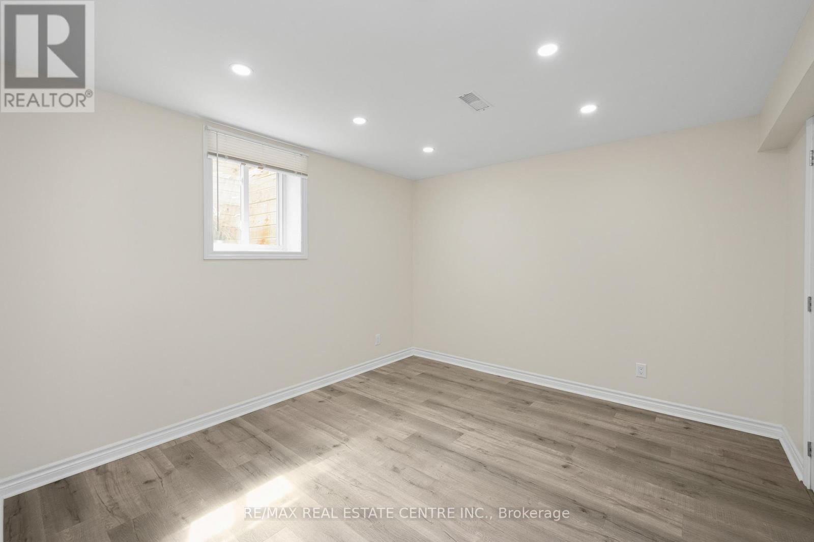 26 Phillipo Drive, Hamilton, Ontario  L9B 2P6 - Photo 16 - X13476556