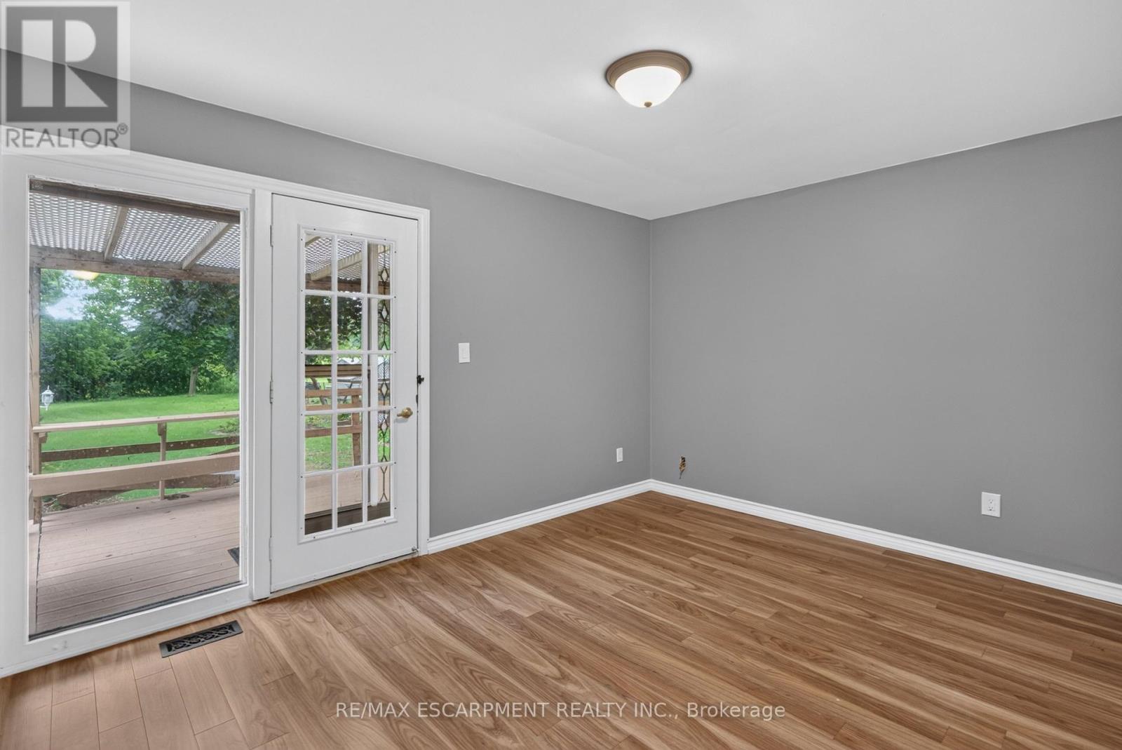1- Upper - 294 Jones Road, Hamilton, Ontario  L8E 5L8 - Photo 10 - X13476596