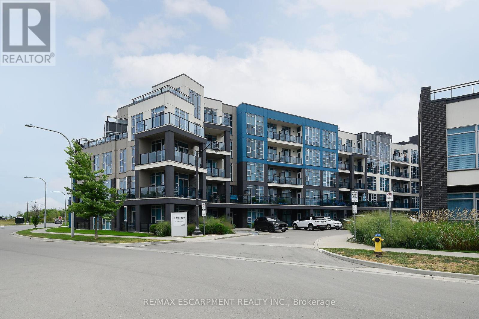 516 - 10 Concord Place, Grimsby, Ontario  L3M 0J1 - Photo 4 - X13476586