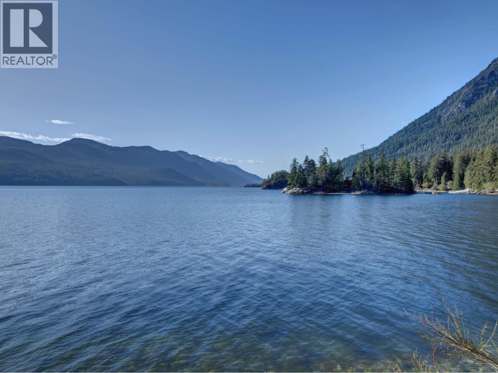 7425 Sechelt Inlet Road, Sechelt, British Columbia  V7Z 0C7 - Photo 21 - R3138714
