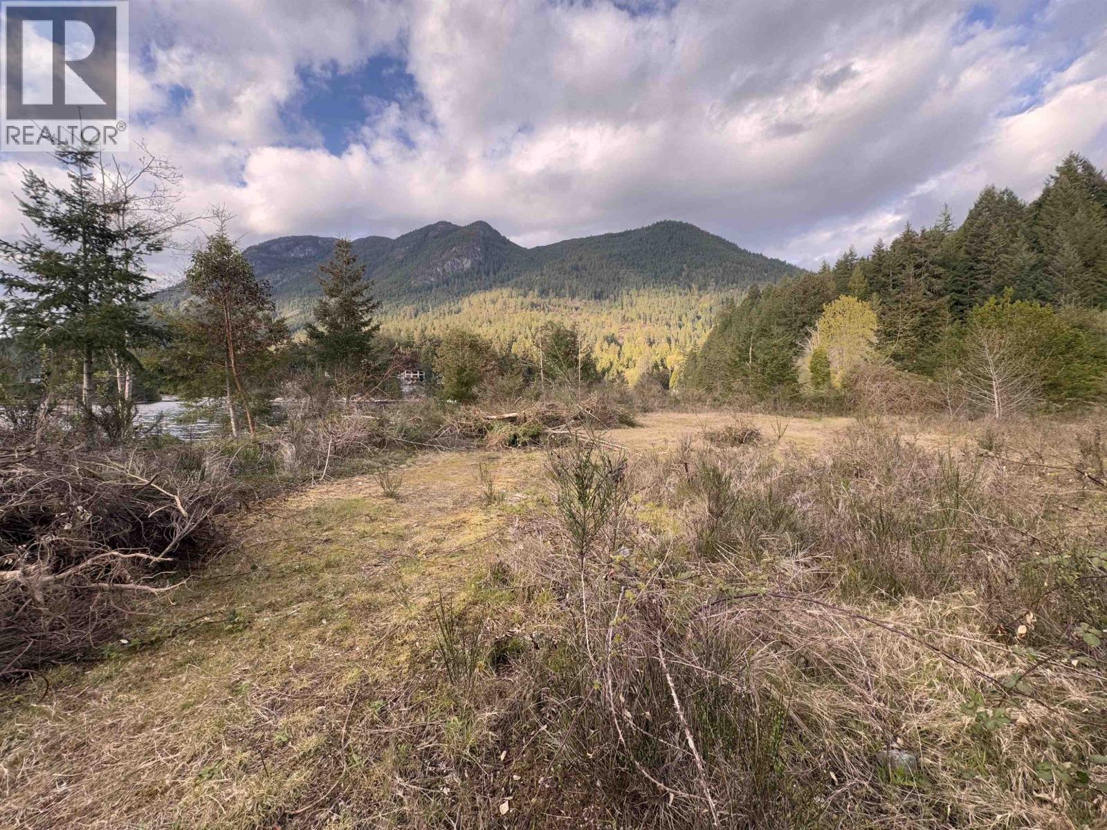 7425 Sechelt Inlet Road, Sechelt, British Columbia  V7Z 0C7 - Photo 23 - R3138714